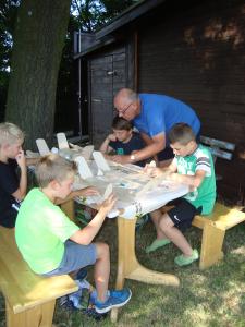 20.07.2016 2.Bastelnachmittag - arbeiten mit Porenfüller