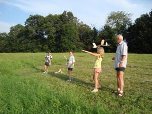 27.07.2016 3. Bastelnachmittag - erster Wurfversuch