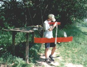 2000 - Flugzeugkontrolle vor dem Einsatz.