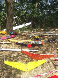 2003 - Flugtag - Ausstellung > Die "Zagis" warten auf den Einsatz.