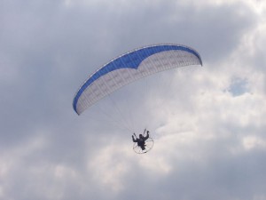 2004 - Flugtag Rakvice. Paragleiter.