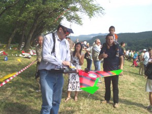 2007.08.19 - Flugtag - Heimo Habelt - Vorbereitung zum Flug.