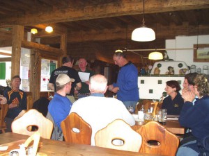 Sommeralm F3F 2008 - Gratulation an Arthur