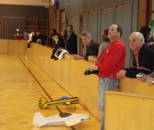 6.3.2010 Hallenfliegen in Breitenfurt - Zuseher