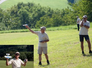 14.8.2011 50 Jahre MFK-B - Flugvorführung - Kleinster 2-Motoriger am Gelände (Eher ein Spielzeug für Kinder) I-Plane Spannw. 280mm 