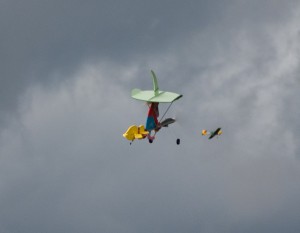 15.8.2011 50 Jahre MFK-B - Flugshow - Hexen jagen die Flieger im Sturm        