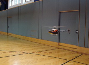 26.3.2011 Hallenfliegen in Breitenfurt - Auch Hubis waren unterwegs
