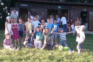 13.7.2011 1. Fliegerbasteln mit den Schülern - Ende des 1. Tages