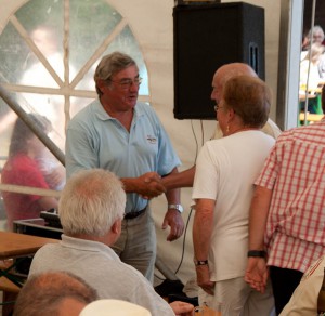 14.8.2011 50 Jahre MFK-B - Festreden - Begrüßung des Obmannes aus Sieghertskirchen, Herr Reinhold Schmid.