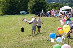 15.8.2011 50 Jahre MFK-B - Flugshow - Startvorbereitung "Vulcano"