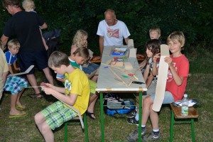 2. MFK-Basteln mit den Schülern - Der vorletzte Schliff