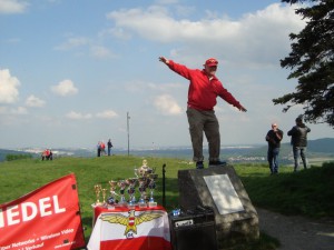 Donaupokalfliegen 2014 - Die Pokale warten