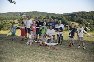 22.7.2015 - 3. Bastelnachmittag mit den Kindern - Die Gruppe am dritten Tag.